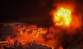 Iranas balistinėmis raketomis atakavo didžiausią pasaulio SGD gamyklą