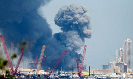 Irano raketa smogė didelei JAV bazei Katare