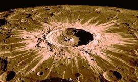 Krateris ant Mėnulio paviršiaus