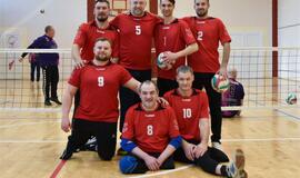 Prasidėjo Lietuvos tinklinio sėdint čempionatas: auksą gina „Žuvėdra“