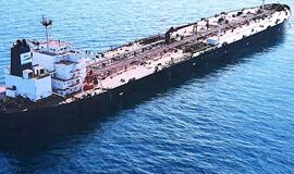 Rusijos šešėlinio laivyno tanklaivis