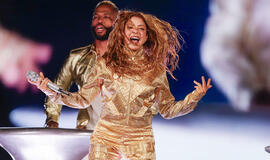 Shakira Meksikos sostinėje surengė nemokamą koncertą