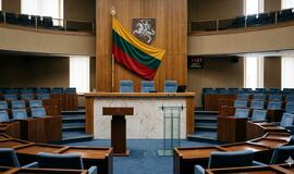 Tuščia Seimo salė