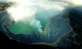 mokslininkai atrado milžinišką 145 milijonų metų senumo ugnikalnį