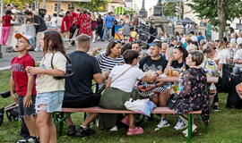 visuomene bendruomeniskumas