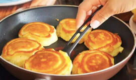 pusryčiai su obuoliais per 10 minučių