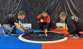 Robotai, robotų varžybos