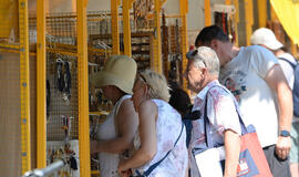 Gatvės prekyba, pirkėjai