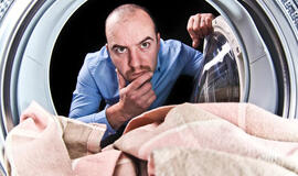 Šis įprotis gali sugadinti jūsų skalbyklę: kaip drėgni skalbiniai veikia techniką