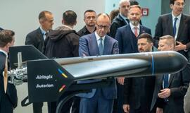 Dronų kovinės dalies svoris gali siekti apie 50 kg
