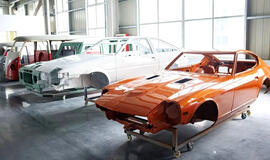 Kinijoje pradėta garsių retro automobilių kėbulų gamyba