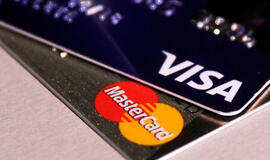 Kuboje bus sustabdyti mokėjimai kortelėmis „Visa“ ir „Mastercard“
