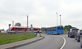 Rimkų pervaža, traukinys, automobiliai