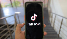 Tik tok, telefonas