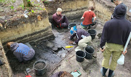 Kukuliškių piliakalnis, archeologai