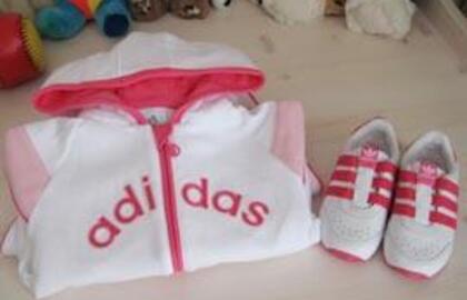 Ant turgaus prekystalių karaliauja klastotės