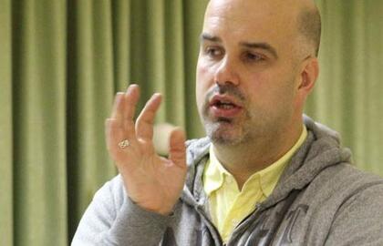 Psichologas Evaldas Karmaza: kaip bendrauti su paaugliu