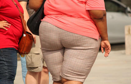 Antsvoris per tris dešimtmečius pražudys 90 mln. žmonių