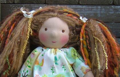 Aštuoniolikmetis kaltinamas mažametės prievartavimu