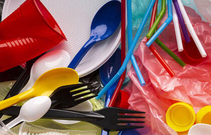 Ar atsisakyti plastiko renginiuose?