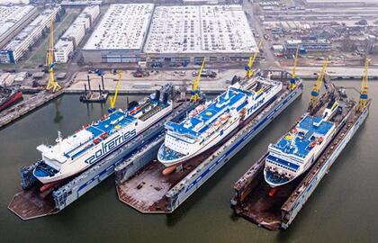 „Vakarų laivų gamykloje“ darbą pradėjo antrasis „Panamax“ tipo laivų remontui skirtas dokas