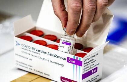EVA: „AstraZeneca“ vakcina – „saugi ir veiksminga“