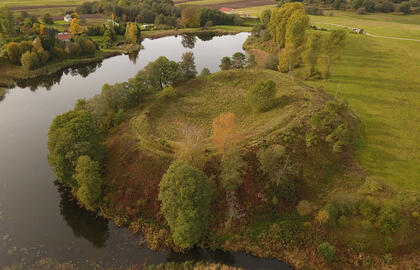 Senosios Impilties piliakalnio atodangos
