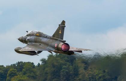 Prancūzija moko Ukrainos pilotus valdyti naikintuvus „Mirage 2000“