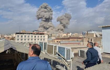 Raketų smūgiai Irane