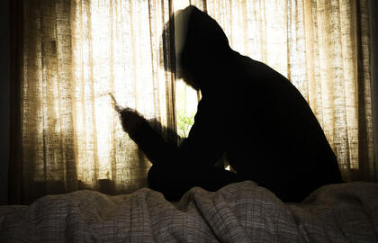 Išardytas tarptautinis nusikalstamas tinklas, vykdęs šiuolaikinę vergovę ir didelio masto prekybą narkotikais