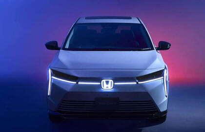 Honda grąžina į rinką garsųjį 90-ųjų modelį