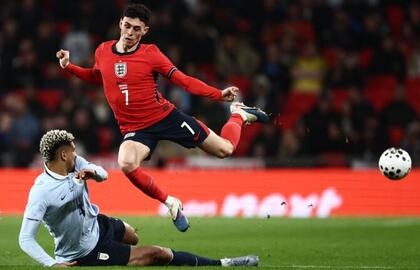 Ronaldas Araujo, Philas Fodenas