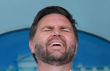 Vensas sukrėtė pareiškimu apie NSO