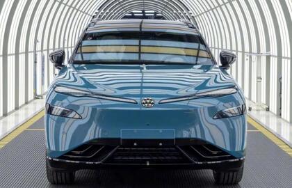 Volkswagen ID.UNYX 08