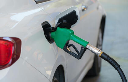 Degalinė, degalai, kuro bakas