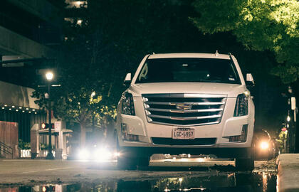 Cadilac Escalade, automobilis