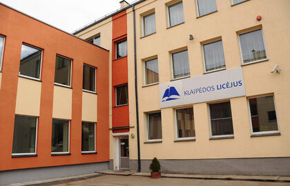 Klaipėdos licėjus, pastatas