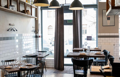 Momo grill, restoranas