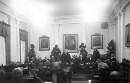 Klaipėdos miesto tarybos posėdis magistrato posėdžių salėje XX a.