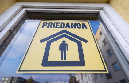 priedanga, ženklas
