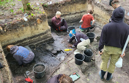Kukuliškių piliakalnis, archeologai