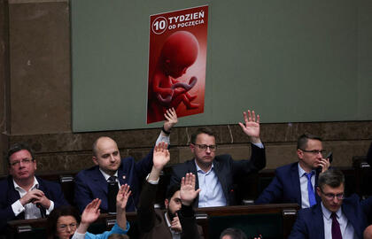 Lenkijos parlamentas pritarė abortų įstatymų liberalizavimui