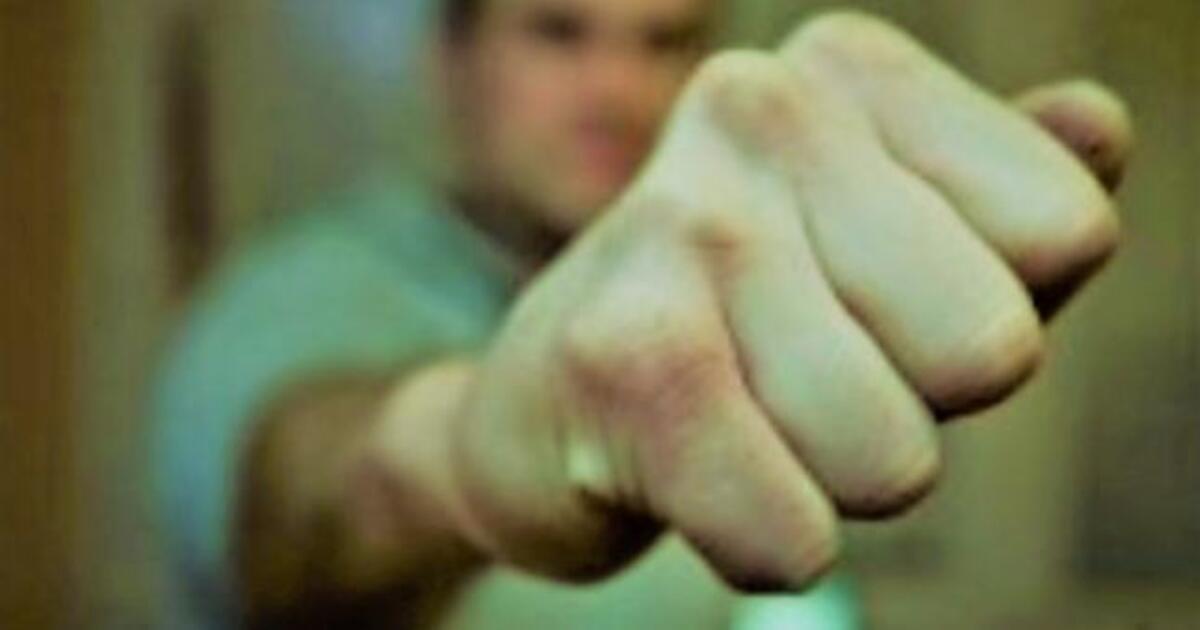 Net nereikėjo laukti tamsos: „svyruonėlį“ sumušė vidury baltos dienos