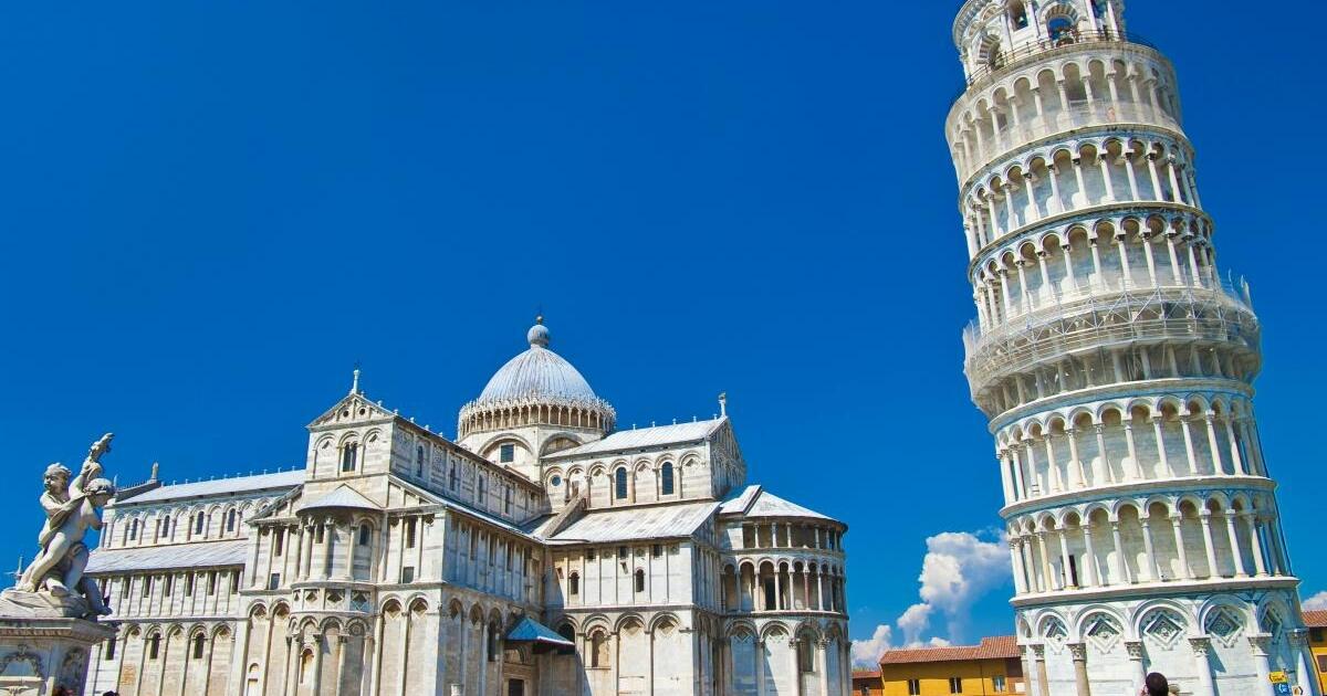 Gli scienziati celebrano il successo del salvataggio della Torre Pendente di Pisa