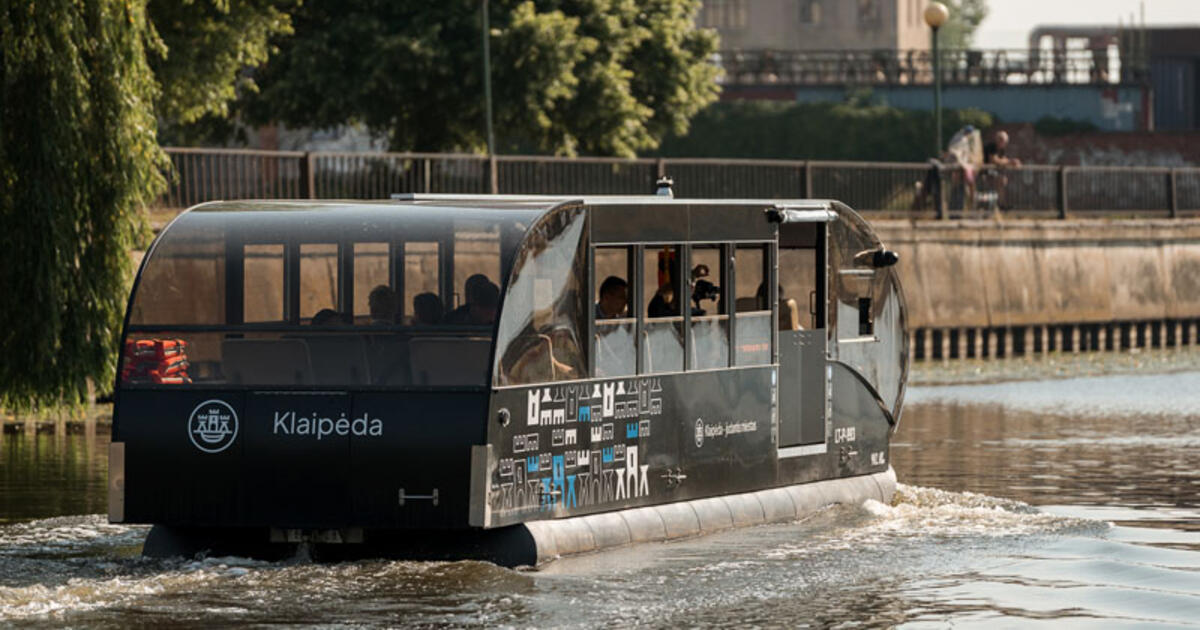 Vandens autobuso sezoną uždarius