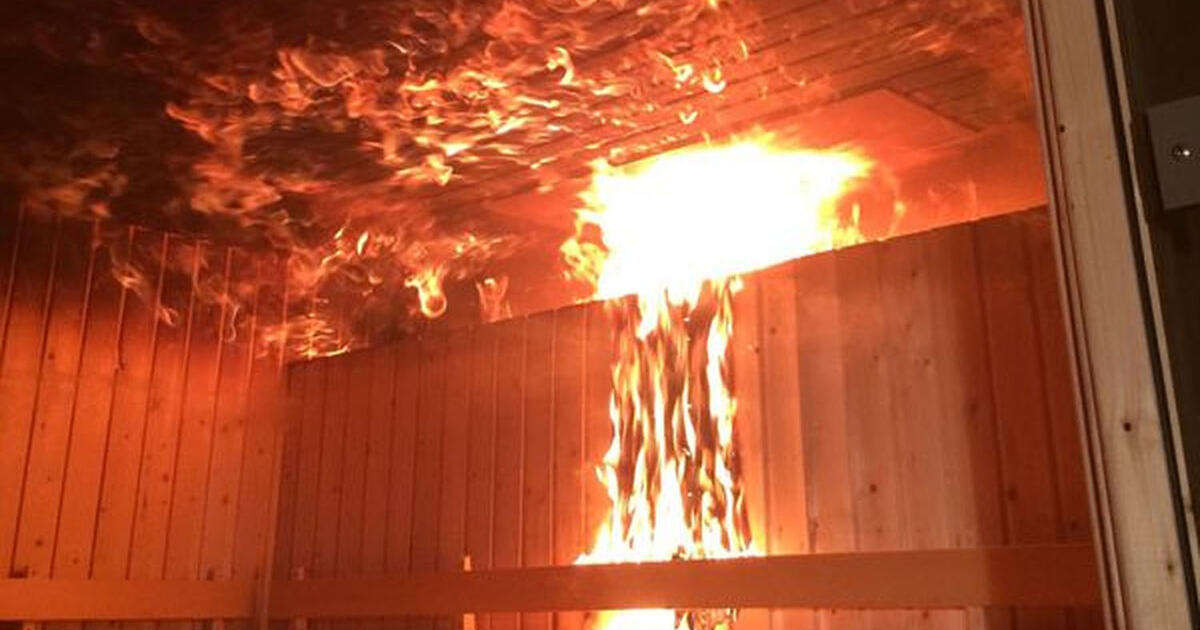 Pirties malonumai baigėsi anksčiau nei planavo: teko griebti gesintuvą