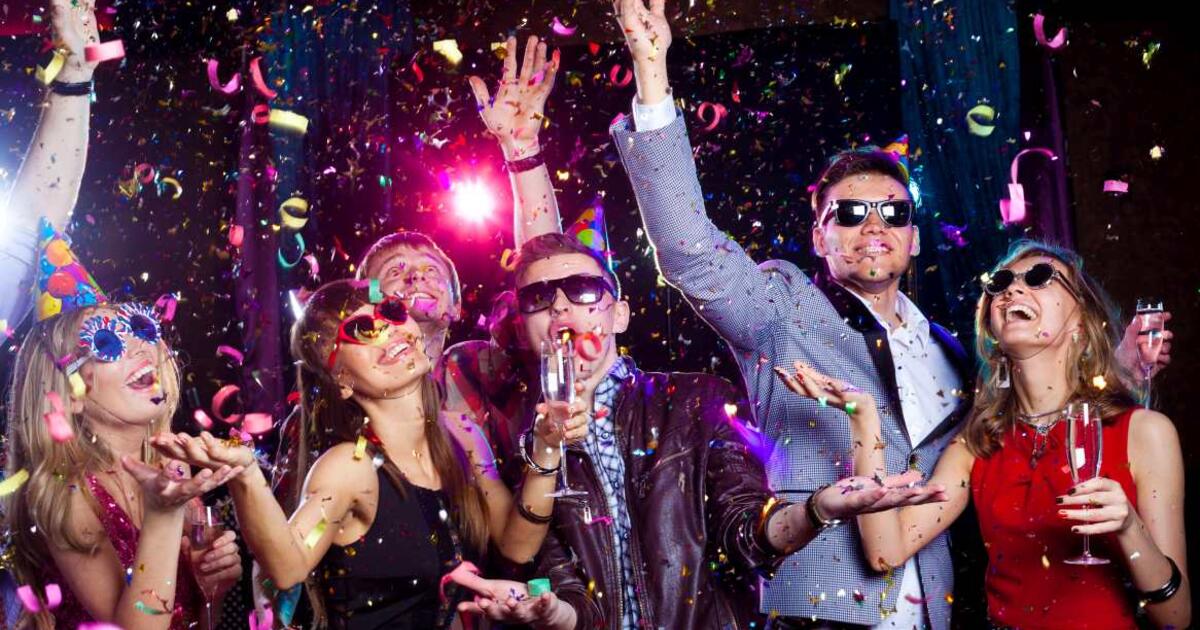 Zodiako ženklai ir vakarėliai: kas greičiausiai prisidirba