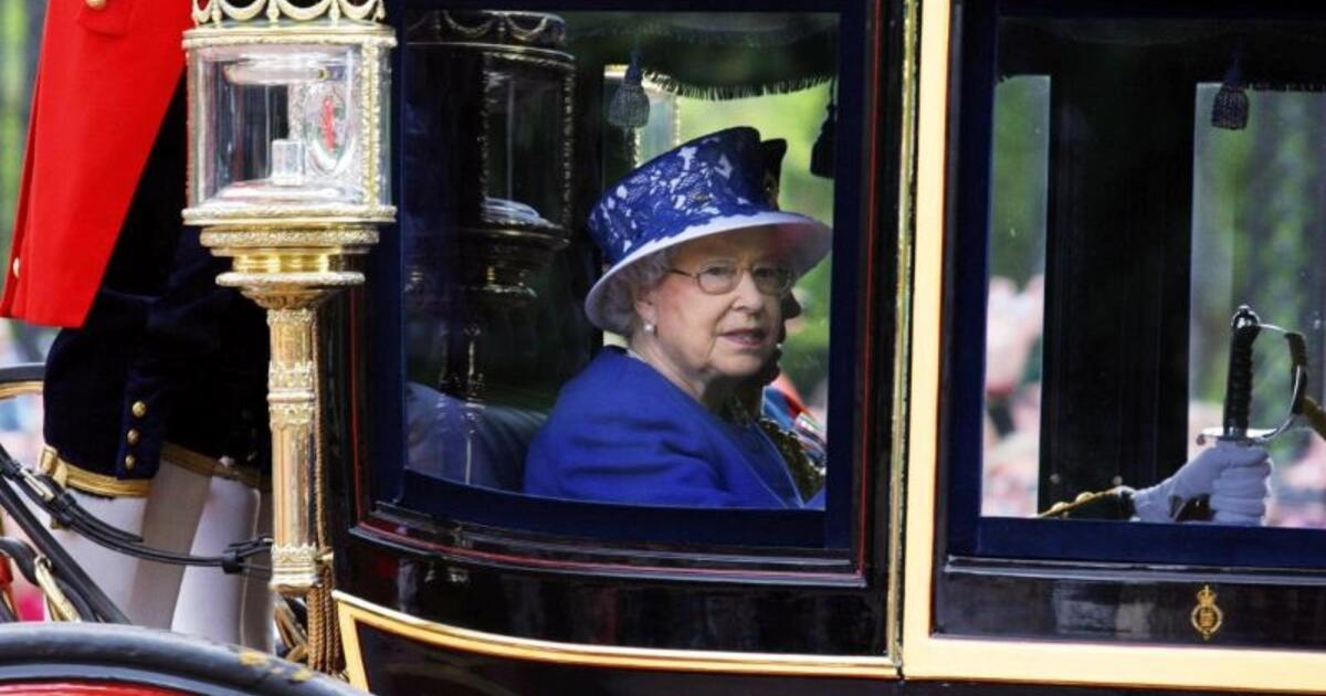 Karalienę slegė Williamo požiūris į pareigas: naujoje knygoje atskleisti skaudūs Elžbietos II išgyvenimai