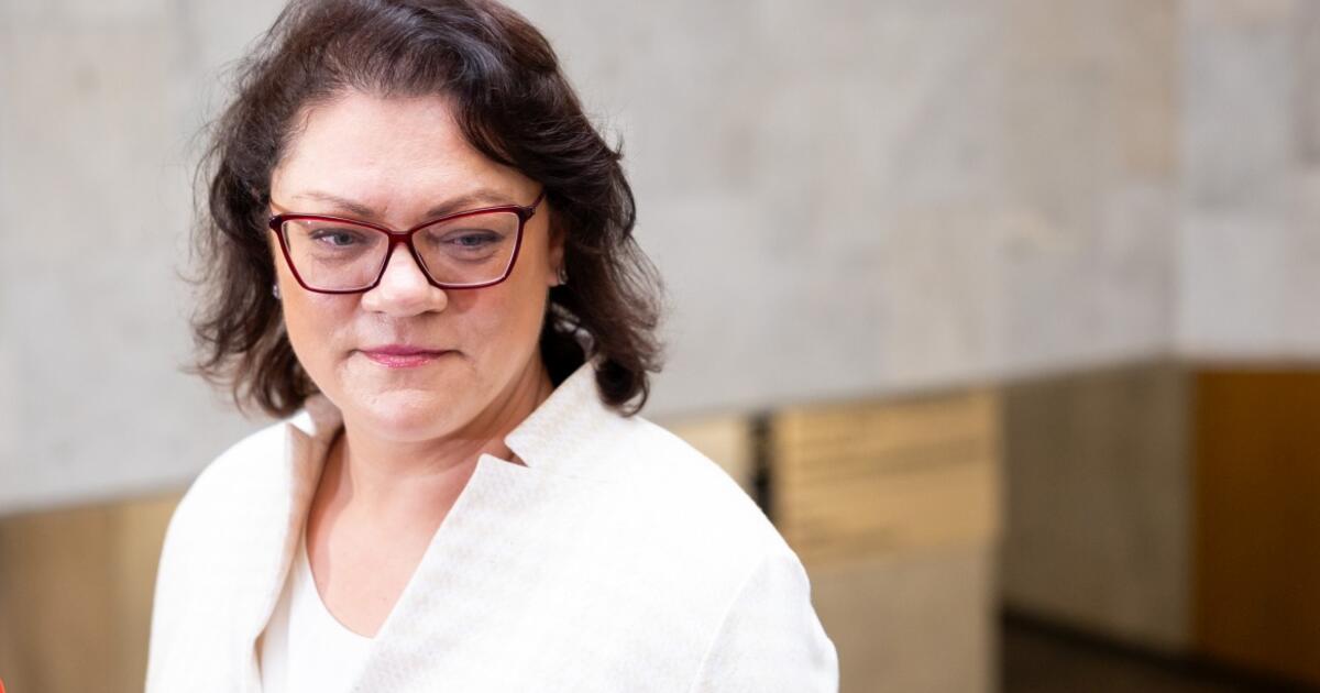 Jakubauskienė: dėl atsakymų apie Krymą viceministras buvo griežtai įspėtas, bus siunčiamas į Ukrainą