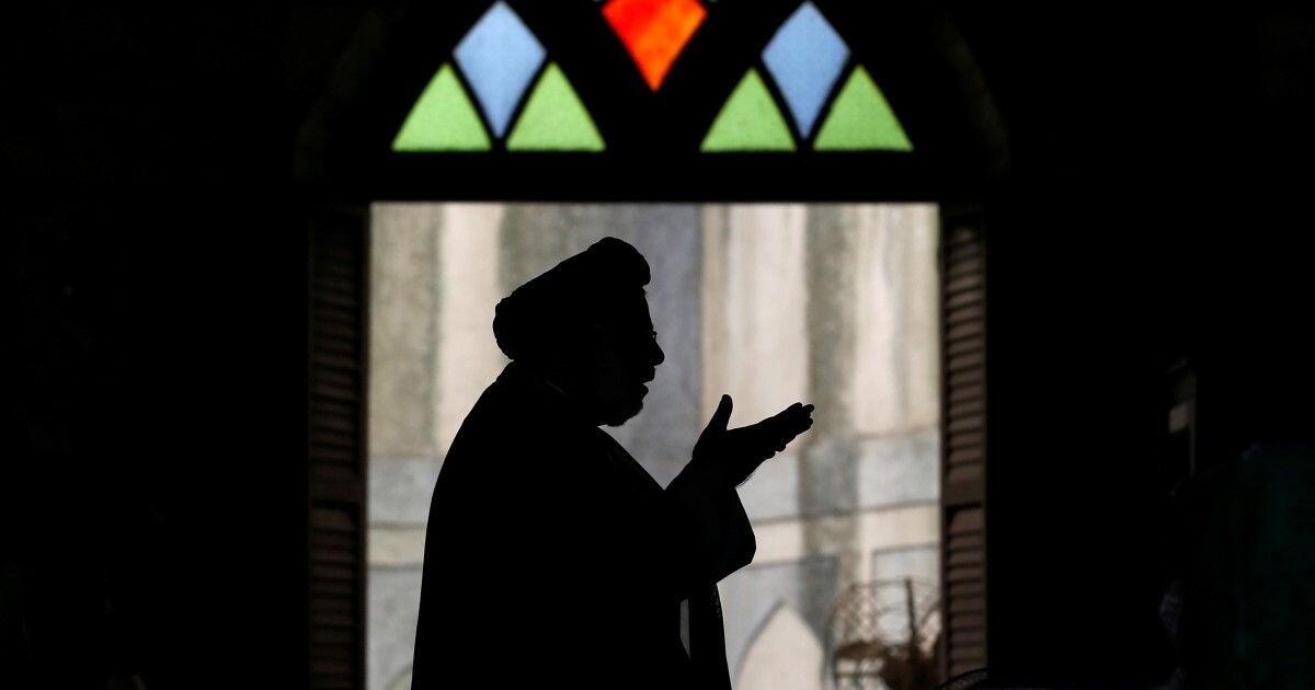 Kodėl musulmonai nelaidoja karstuose ir nestato paminklų: muftijus atskleidė, kaip iš tiesų vyksta laidojimas islame